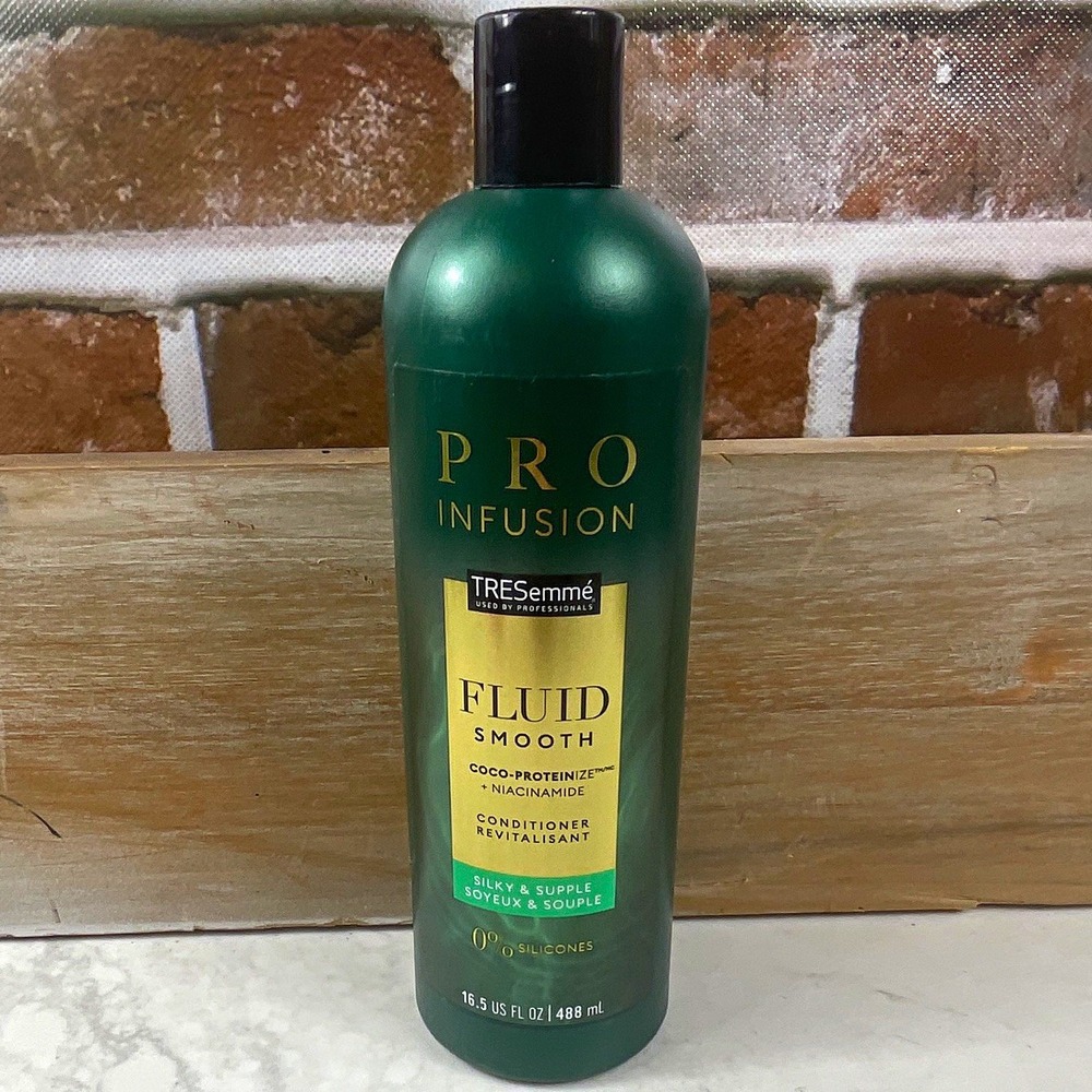 TRESemmé Pro Infusion Fluid Smooth Conditioner Niacinamide 16.5 fl oz